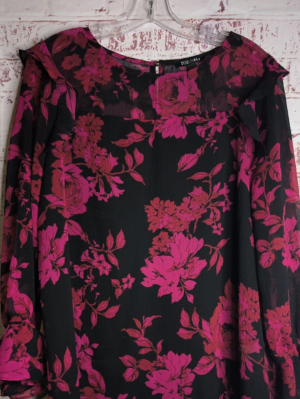 Black Fuchsia Floral Roz & Ali Large Round Neck Long Sleeve Light Weight